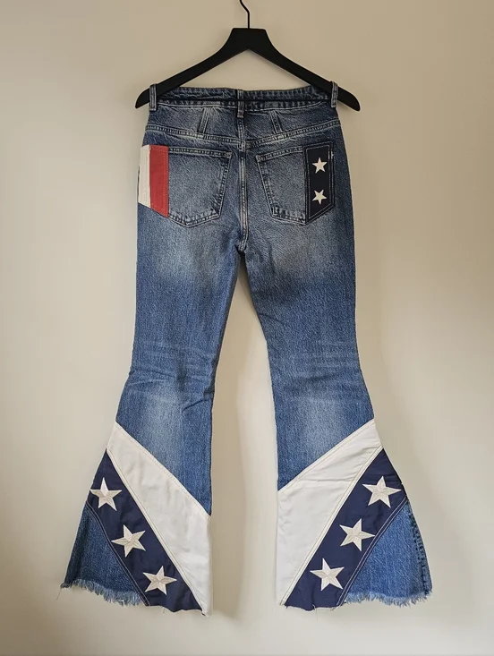 NWT Free People Betsy Flare Jeans - Picture 9 of 9